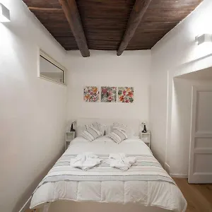  Apartamento Angolo Bellini By Dimorra Italia