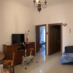Appartamento In Centro Ben Servito, Savona